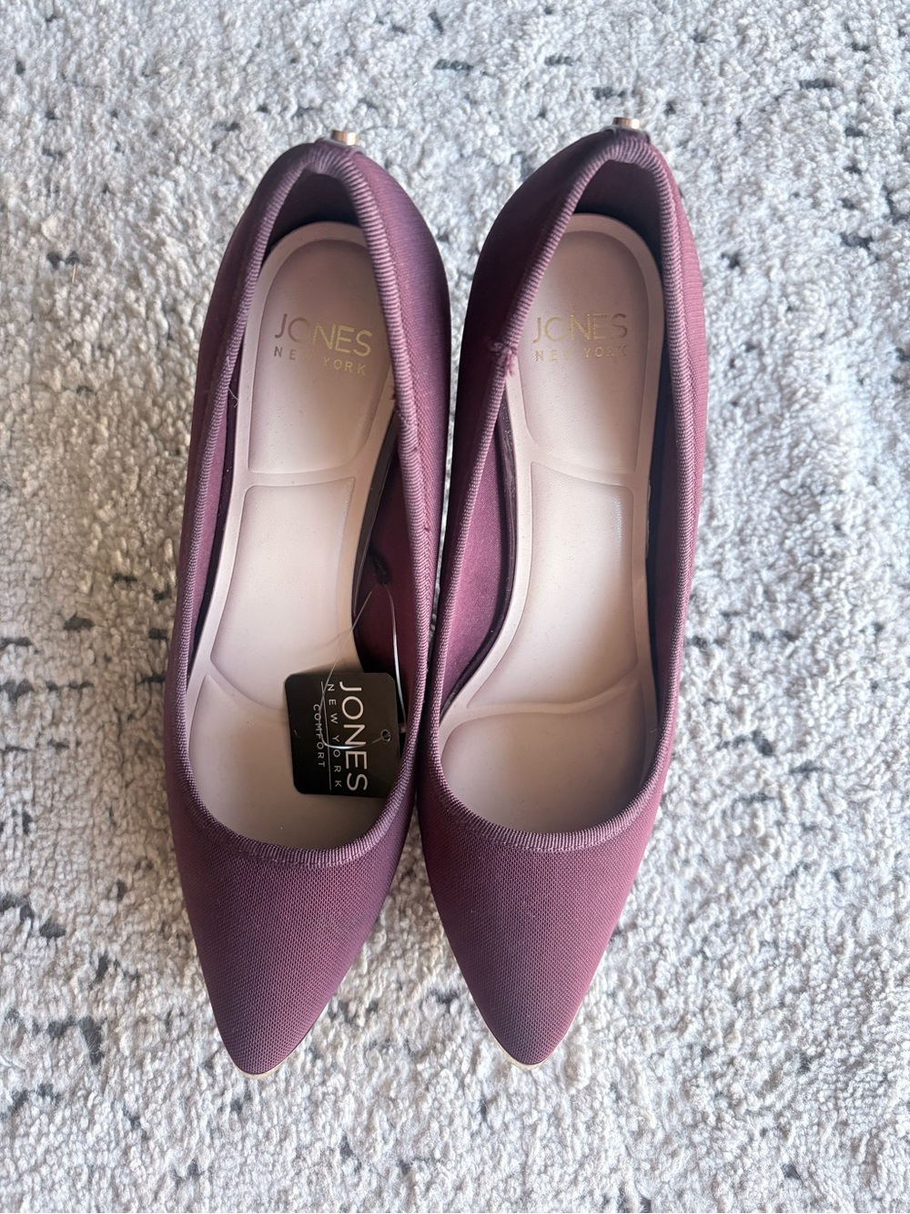 Jones New York Burgundy Pointed Toe Pumps Size 10 NWT
